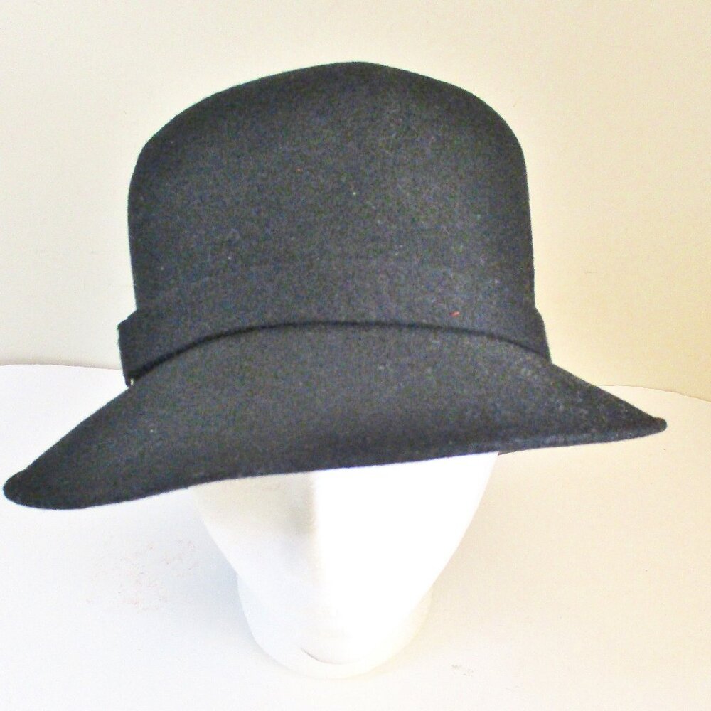 Betmar Women's 100% Wool Cloche Hat, Black, Double Ring Detail On Hat Band, OS